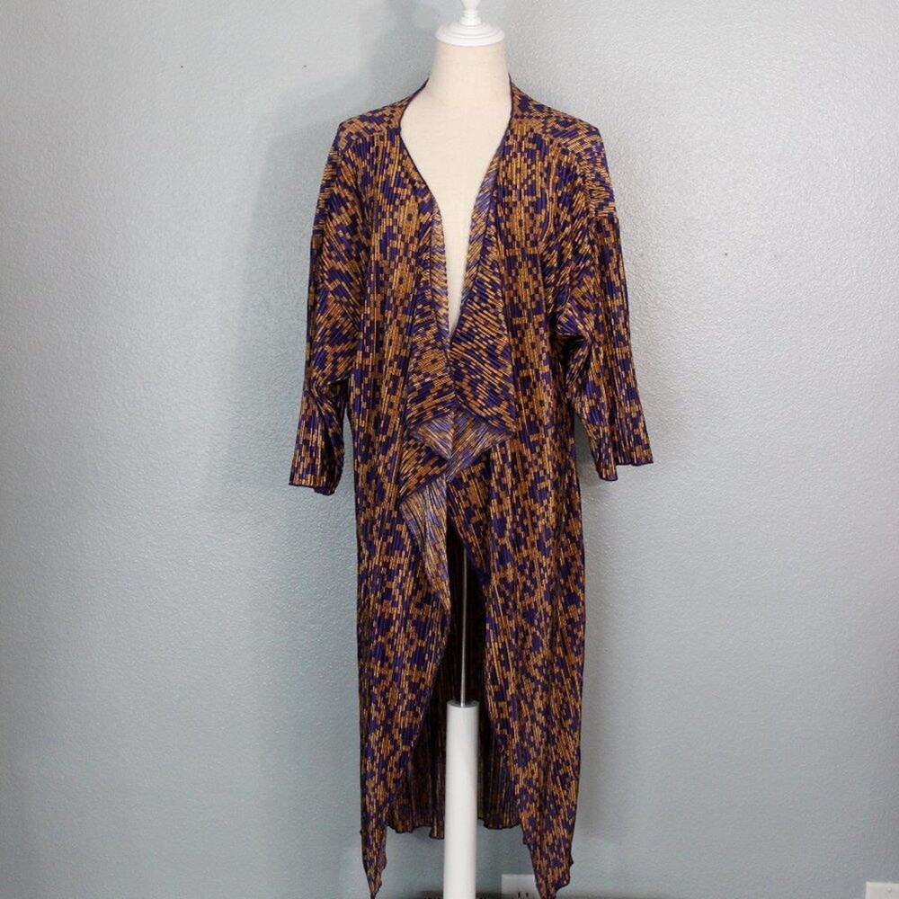 Amazing Lularoe Shirley Unicorn Size M
